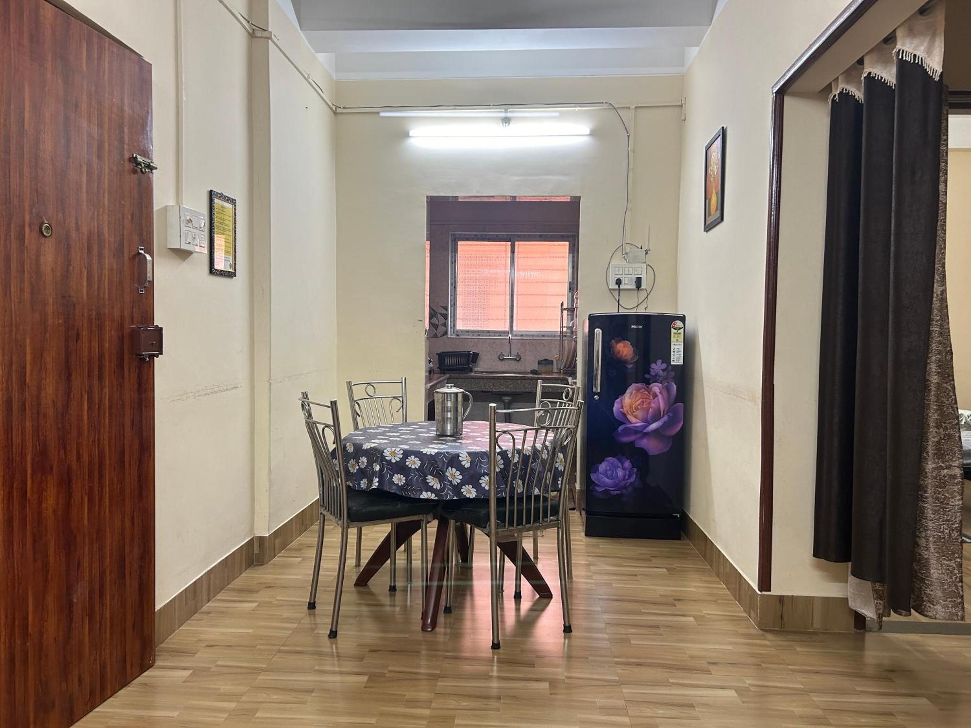 Mulaqat Homestay Силигури Екстериор снимка